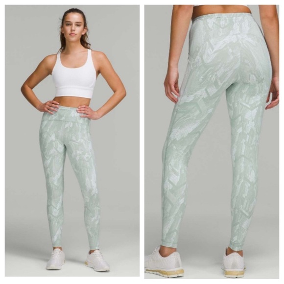 Lululemon Swift Speed High-Rise Tight 28" Reverberate Chevron Jacquard Silver 4 - Picture 1 of 4